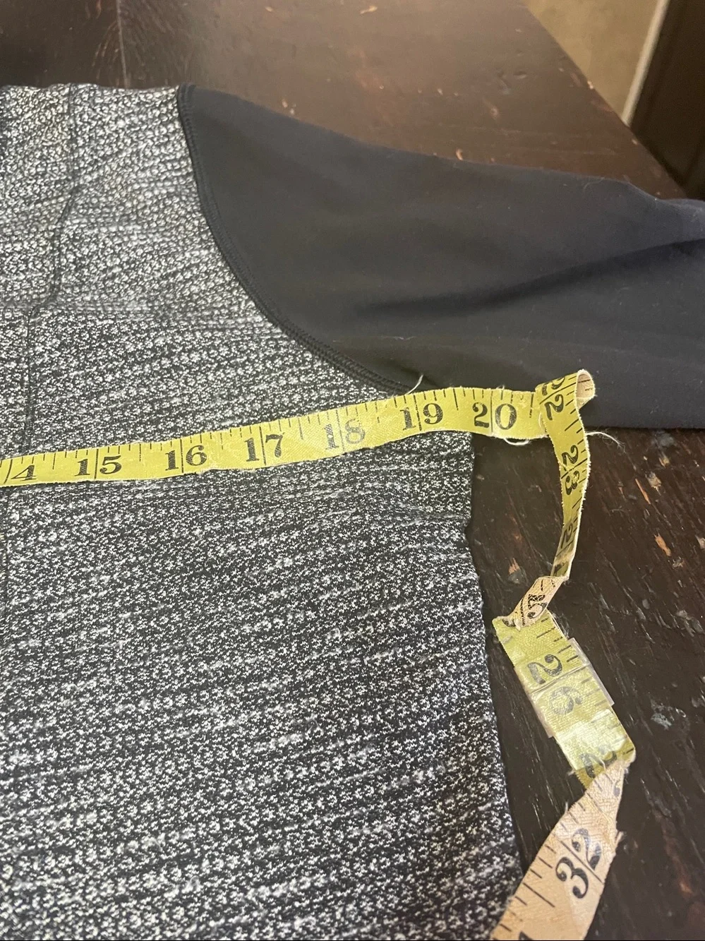 Lululemon Daily Yoga Jacket Full Zip Two Tone Gray Heather Size 6.